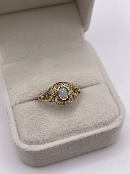9ct gold opal ring