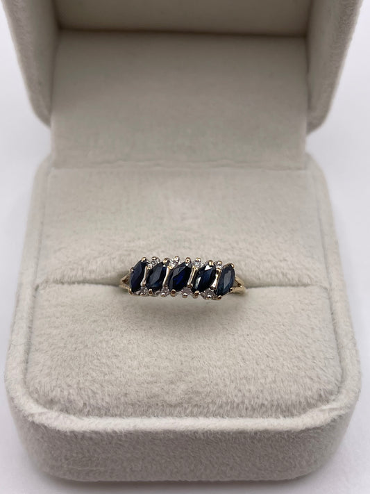 9ct gold sapphire and diamond ring