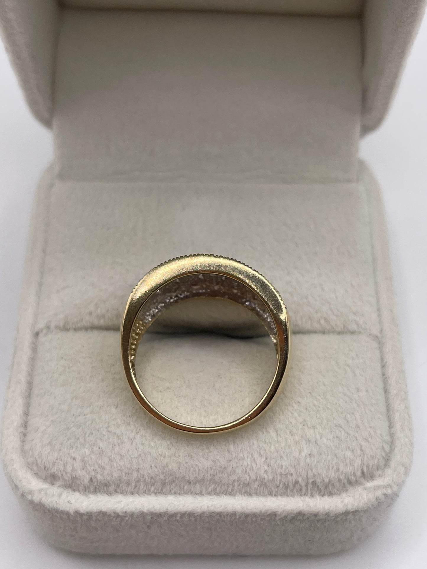 9ct gold diamond cluster ring