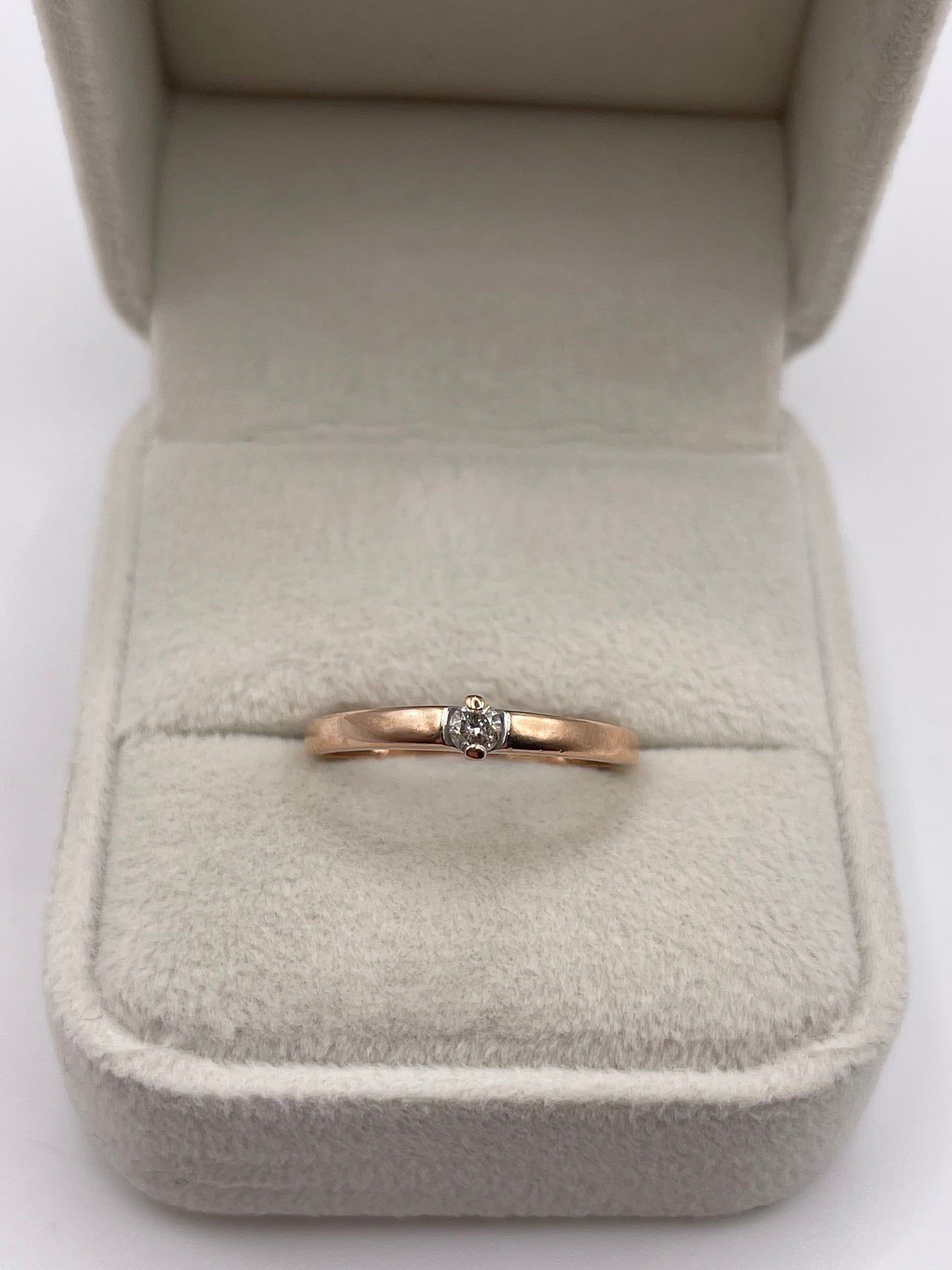 9ct rose gold diamond ring
