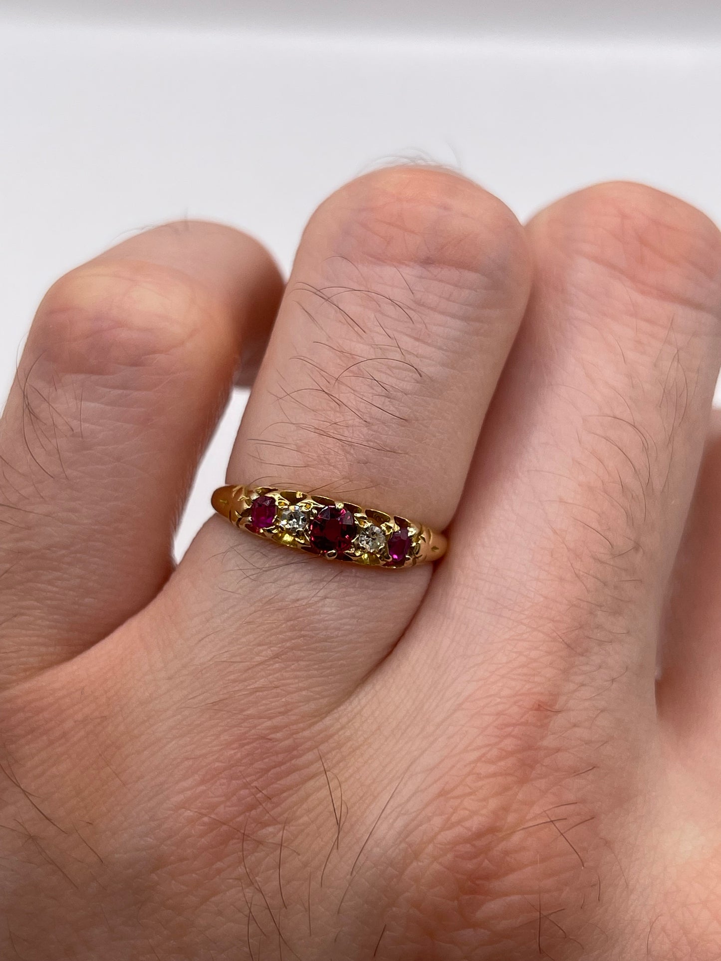 Antique 18ct gold ruby and diamond ring