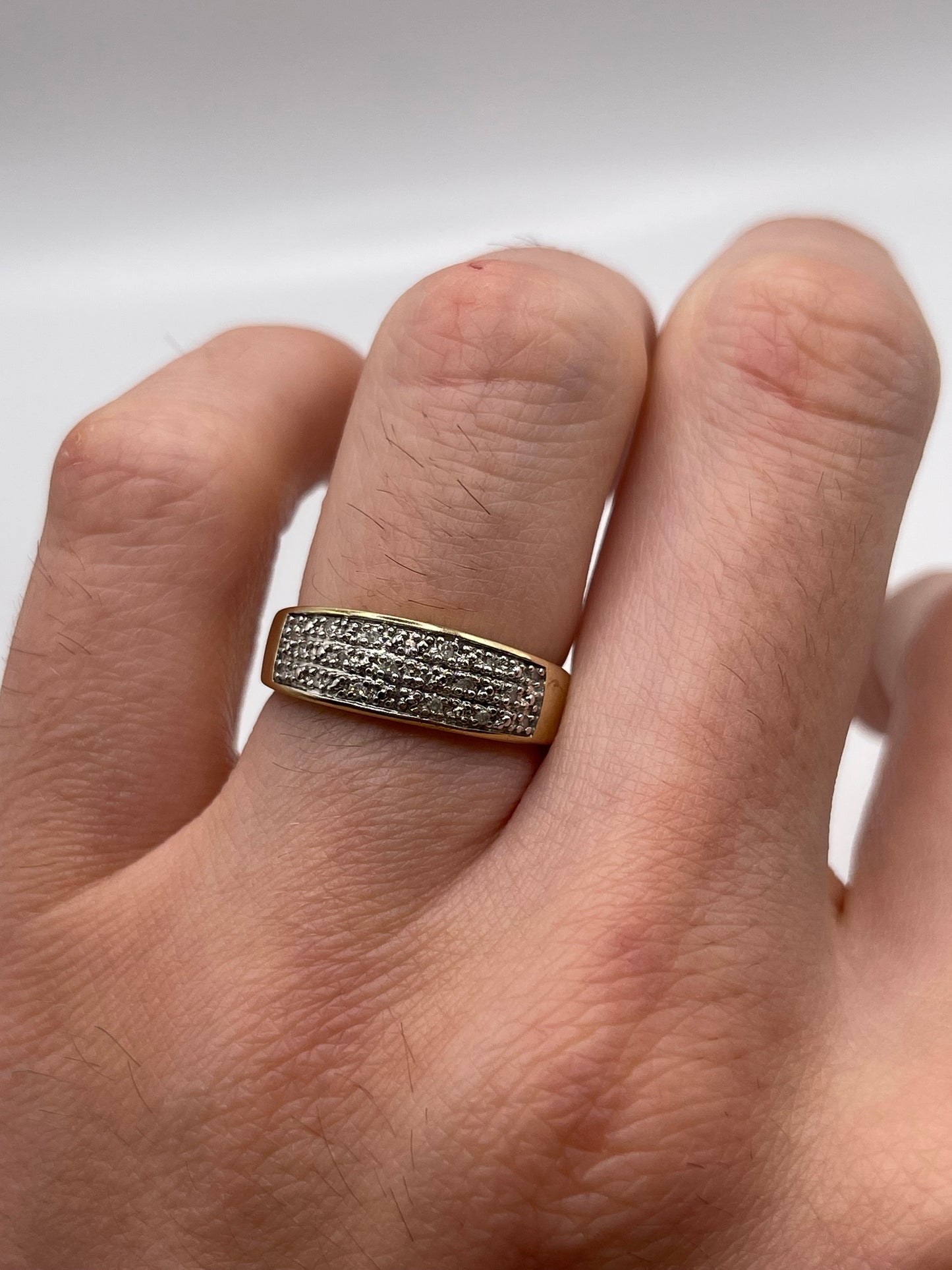 9ct gold diamond cluster ring