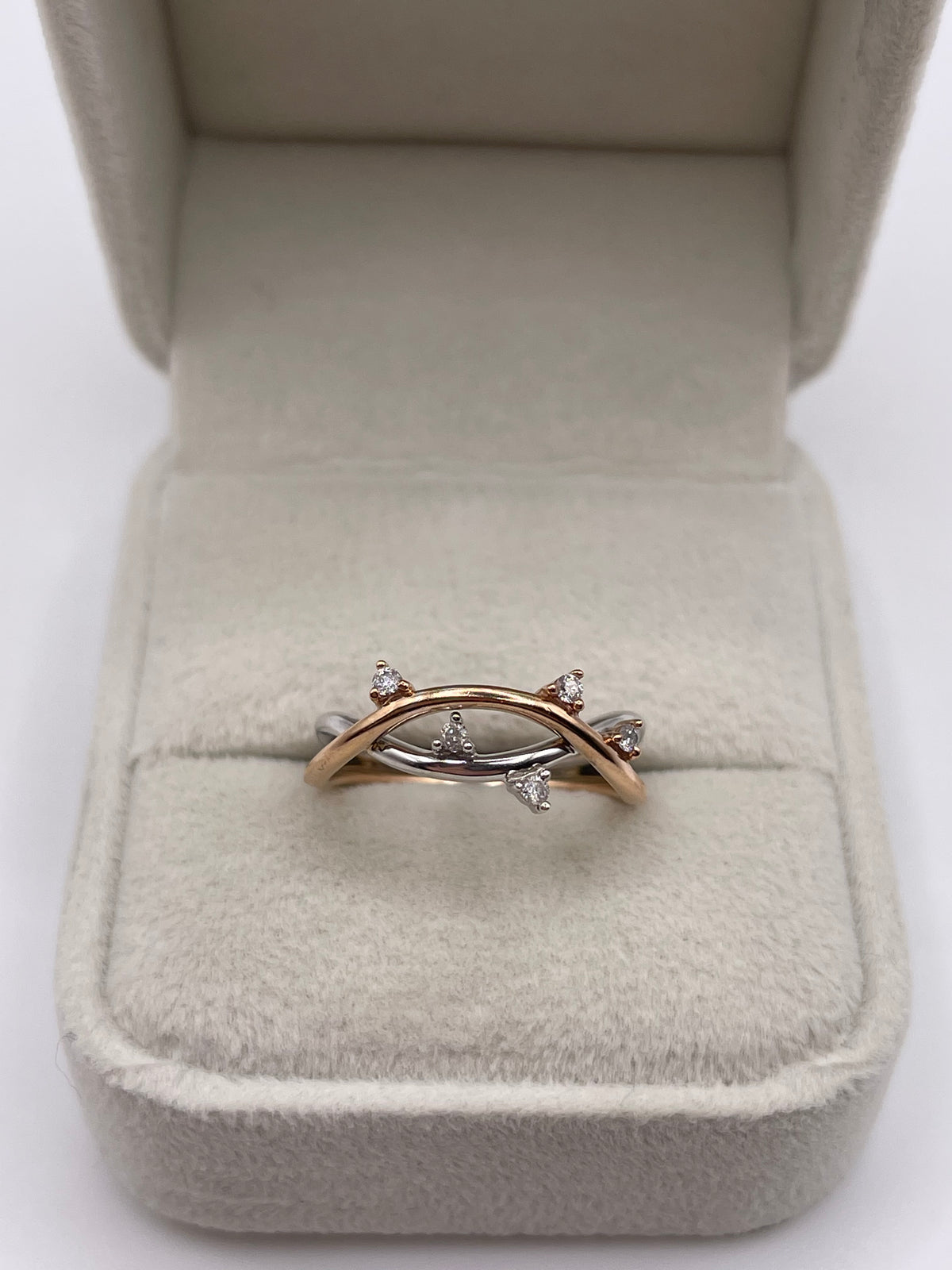 9ct two tone gold diamond ring