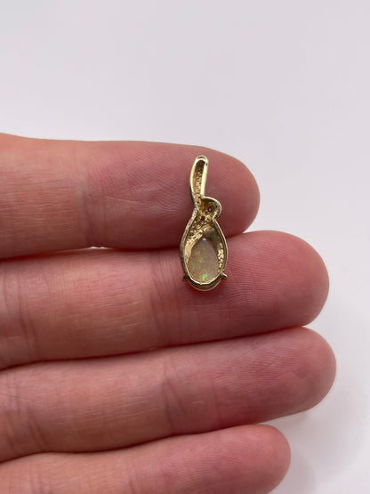 9ct gold opal and diamond pendant
