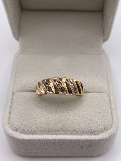 14ct gold diamond croissant ring