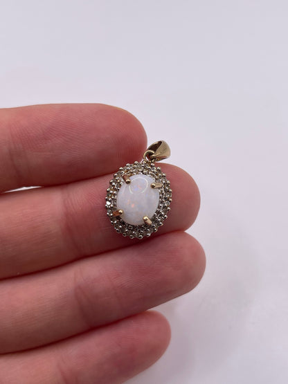 9ct gold opal and diamond pendant