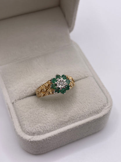 9ct gold emerald and diamond ring