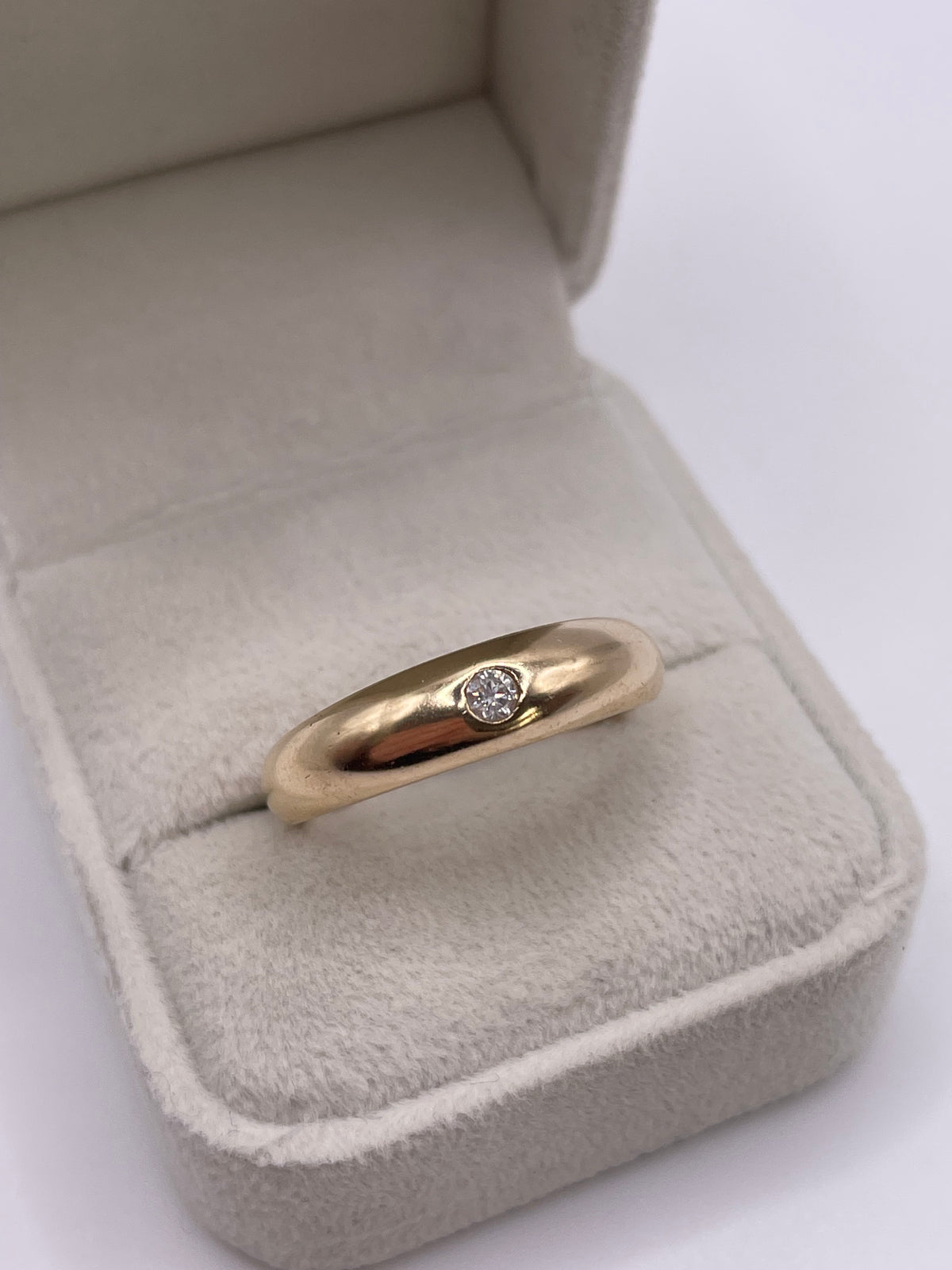 9ct gold diamond gypsy ring