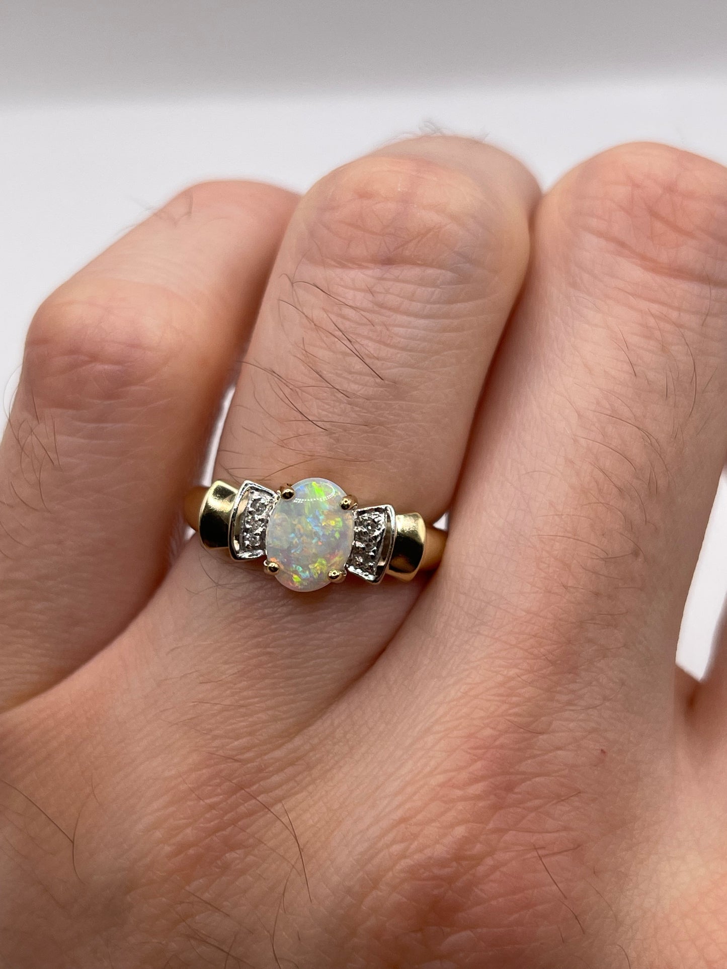 9ct gold opal and diamond ring