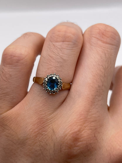 9ct gold topaz and diamond ring