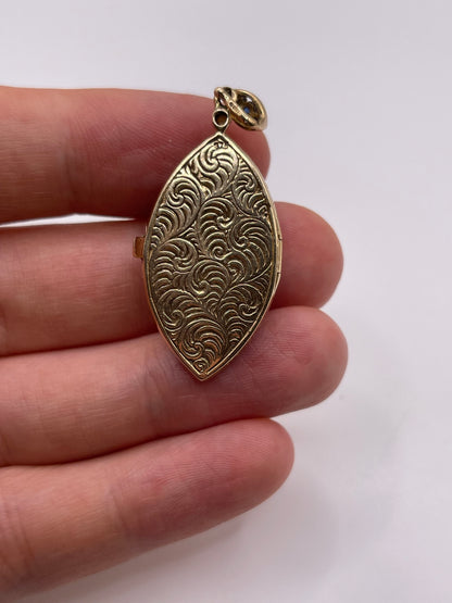 9ct gold sapphire and pearl locket pendant