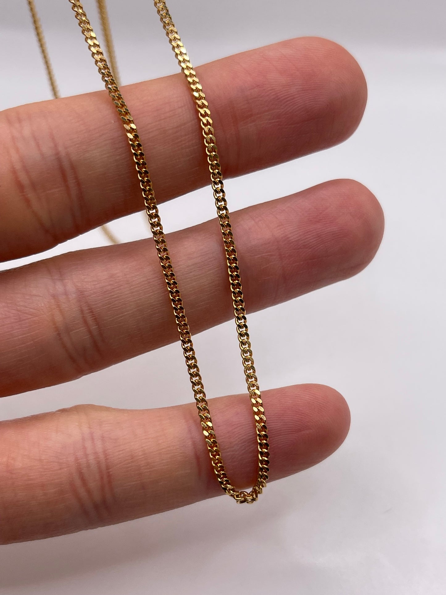 9ct gold chain 473