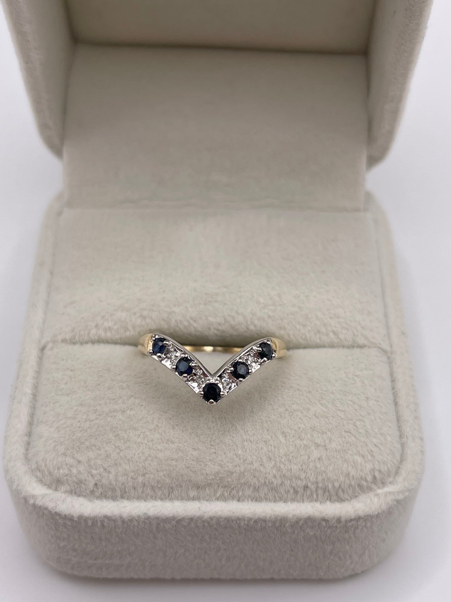 9ct gold sapphire and diamond wishbone ring