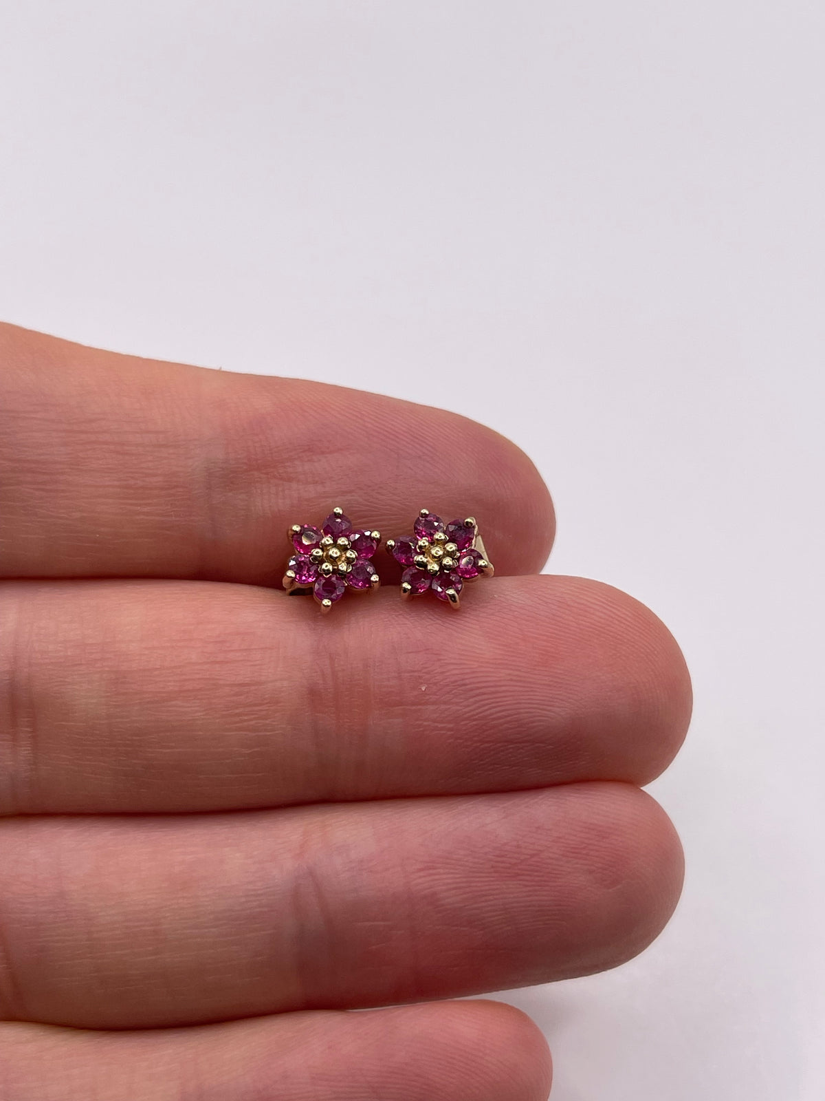 9ct gold ruby earrings