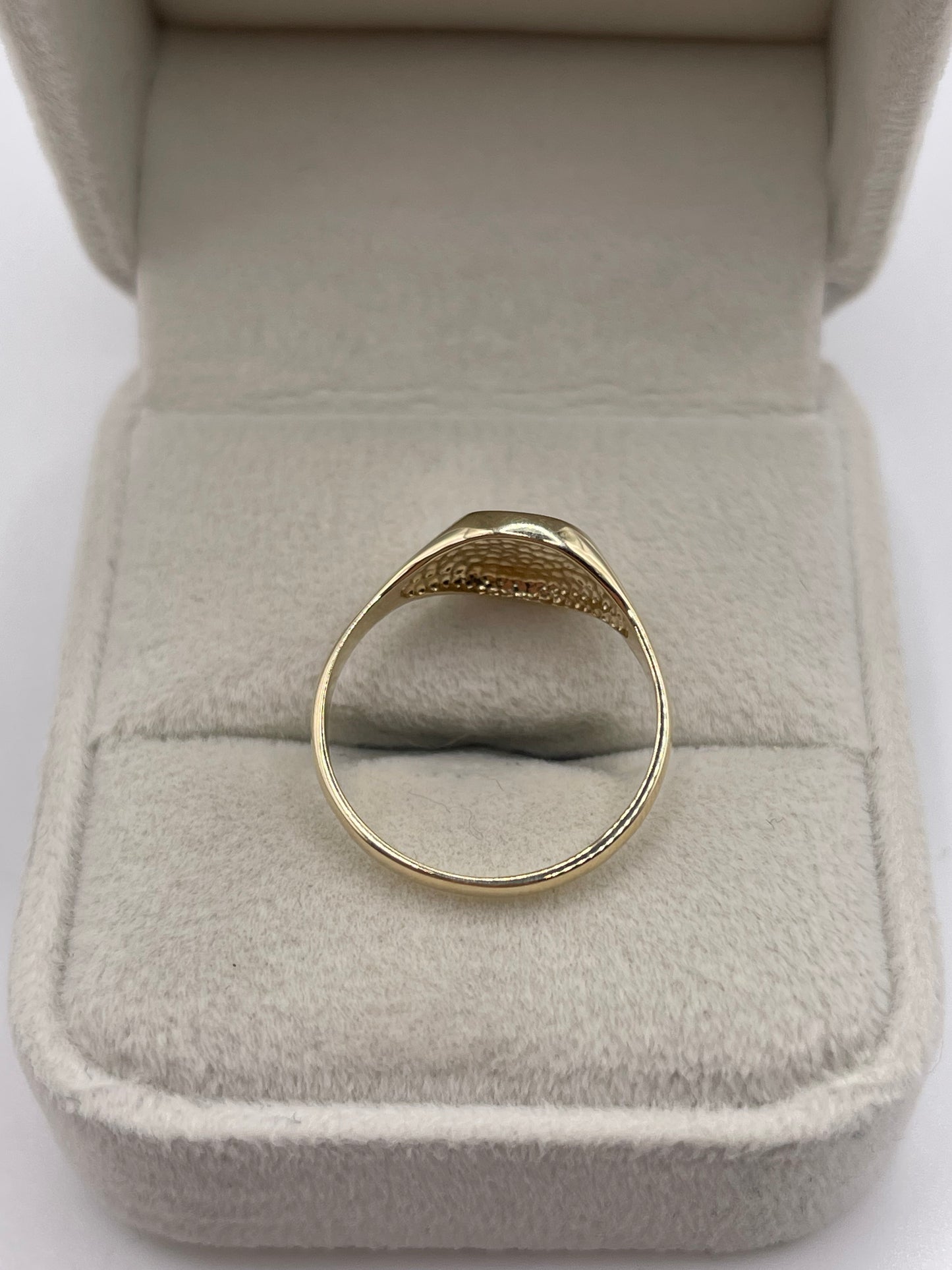 9ct gold signet ring