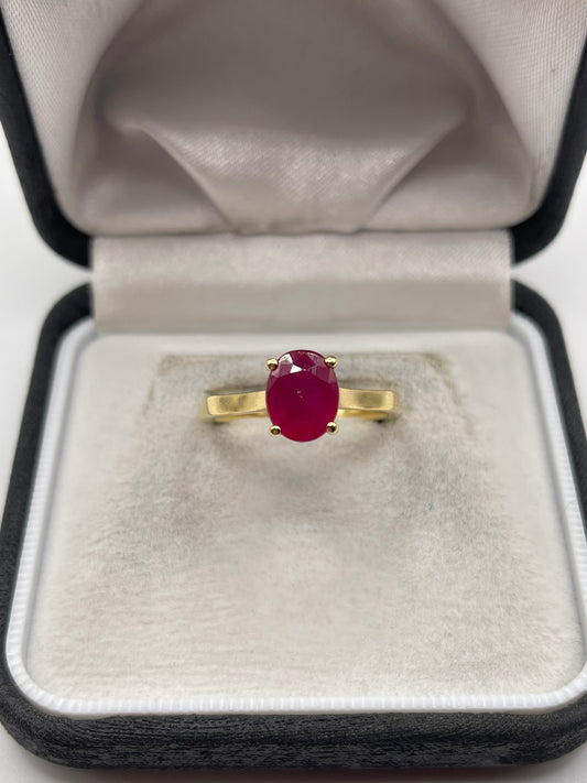 18ct gold ruby ring