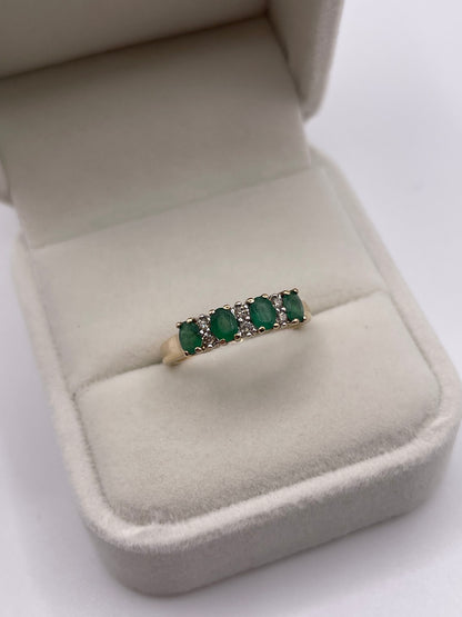 9ct gold emerald and diamond ring