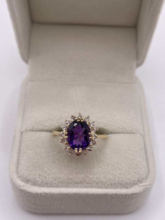 9ct gold amethyst and zircon ring