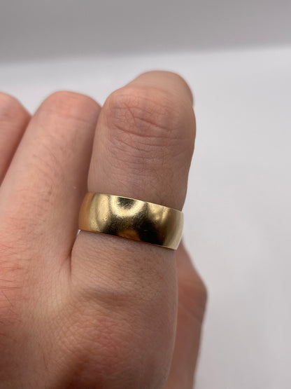 9ct gold band
