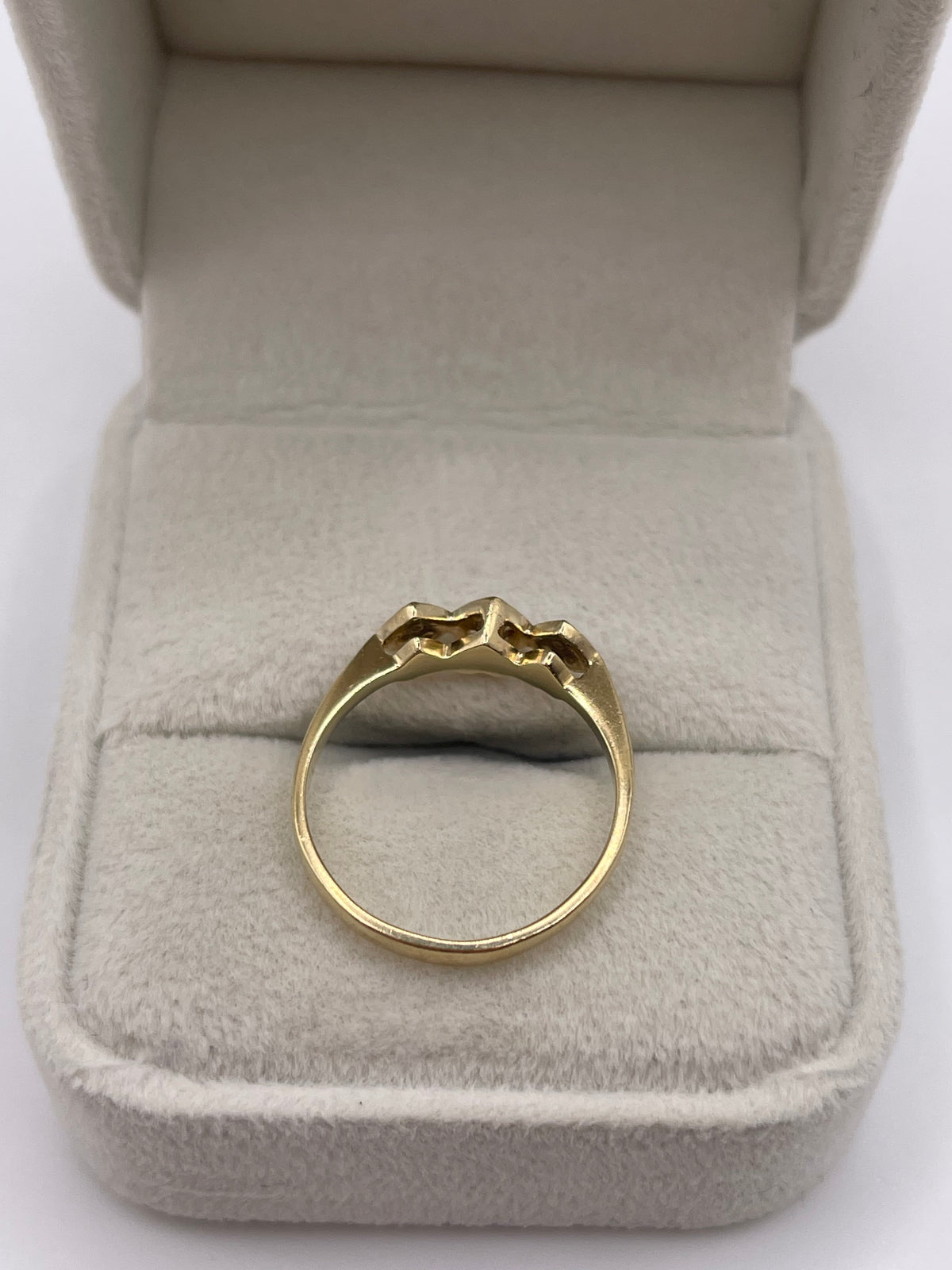 9ct gold ruby heart ring