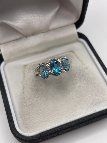 9ct gold topaz and diamond ring