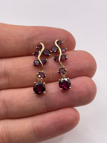 9ct gold garnet drop earrings