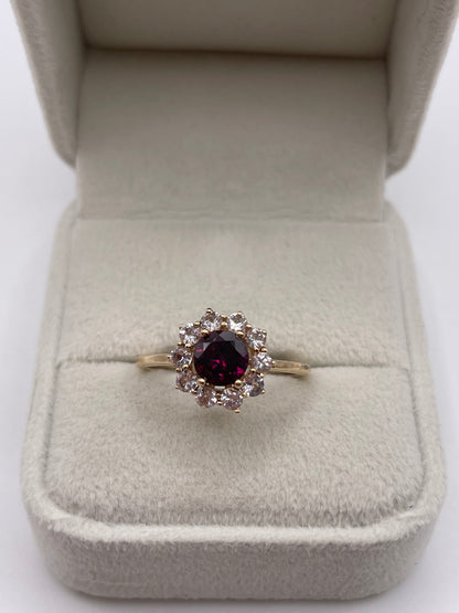 9ct gold garnet and zircon ring