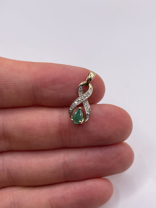 9ct gold emerald and diamond pendant