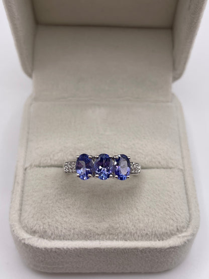 9ct white gold tanzanite and diamond ring