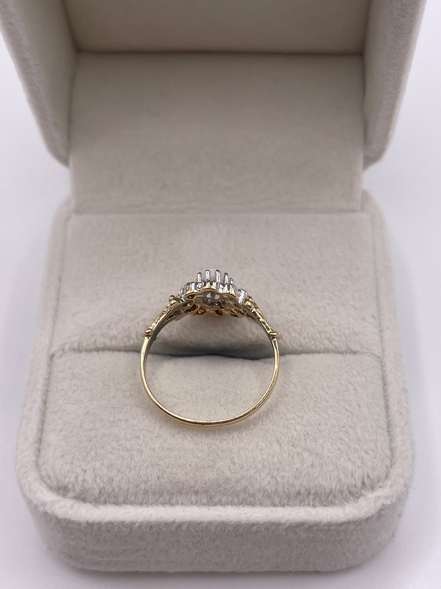 9ct gold opal and diamond ring