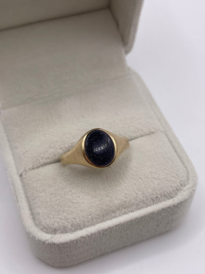 9ct gold sandstone signet ring