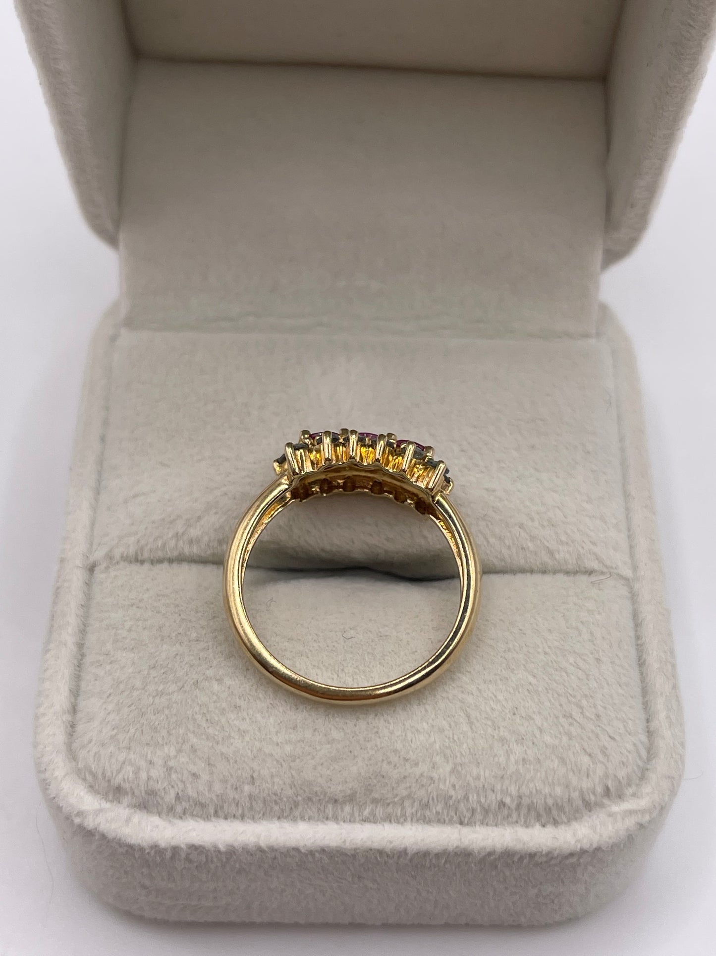 9ct gold ruby and alexandrite ring