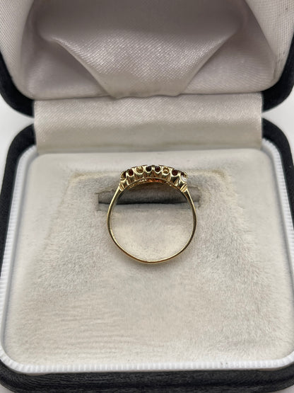 9ct gold garnet and diamond ring