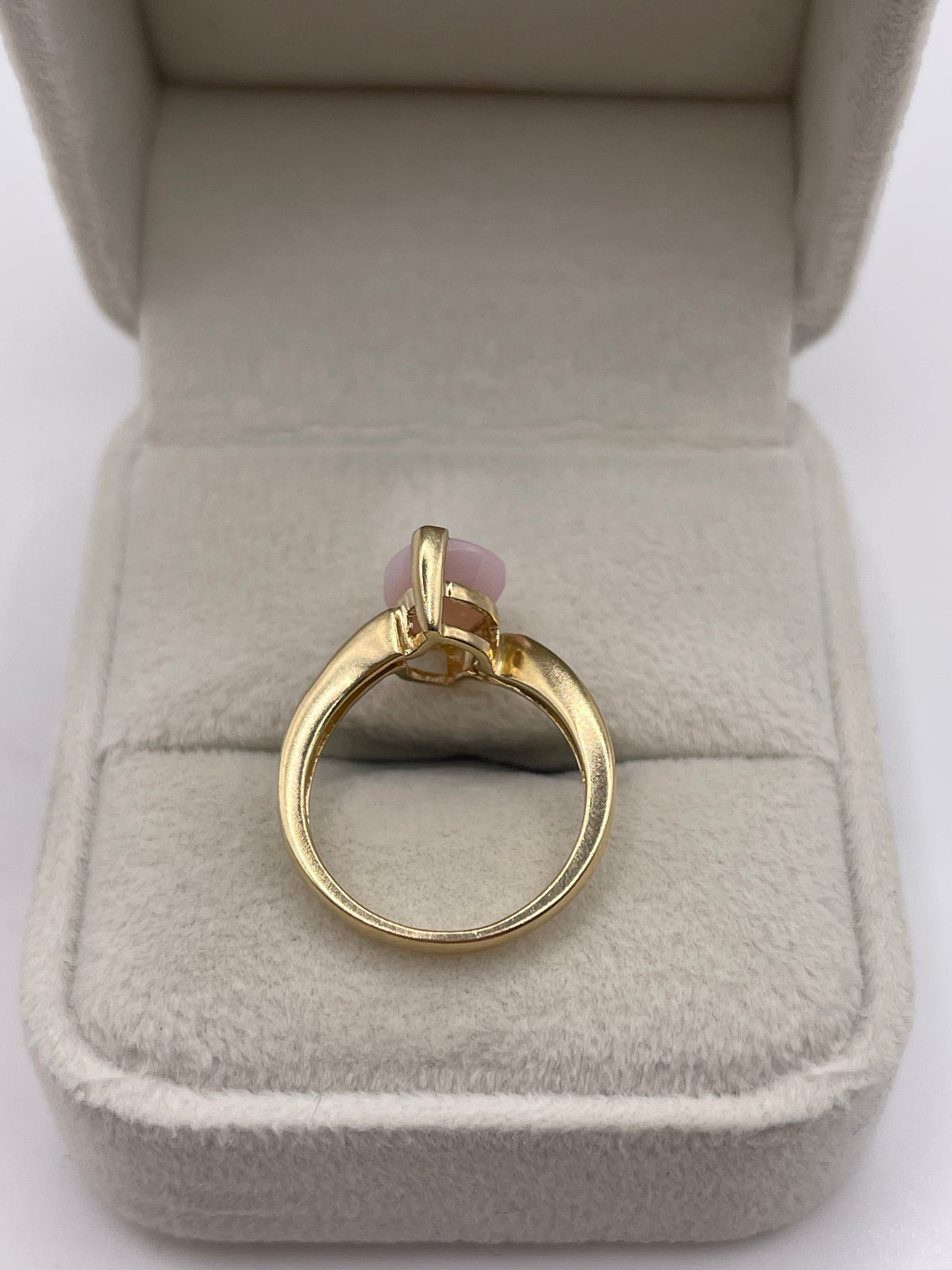 9ct gold pink opal ring