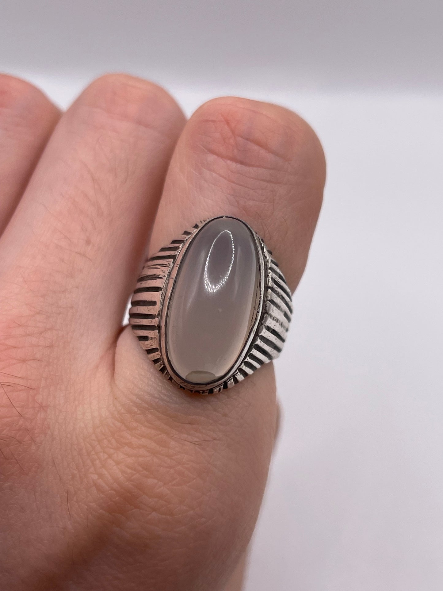 Silver agate ring
