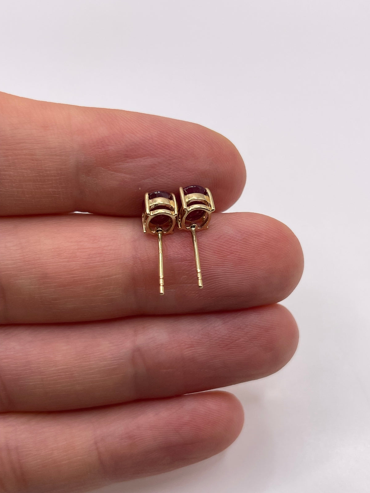 9ct gold ruby earrings
