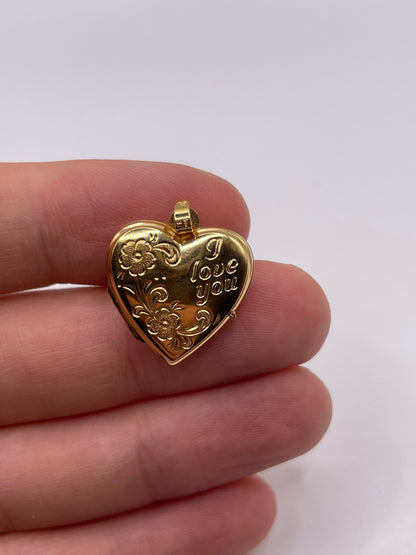 9ct gold locket pendant