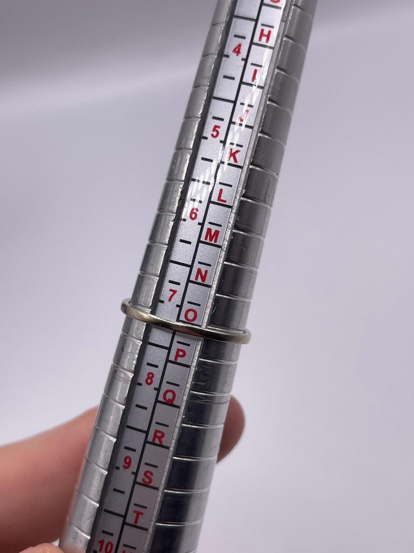 9ct white gold quartz and diamond ring