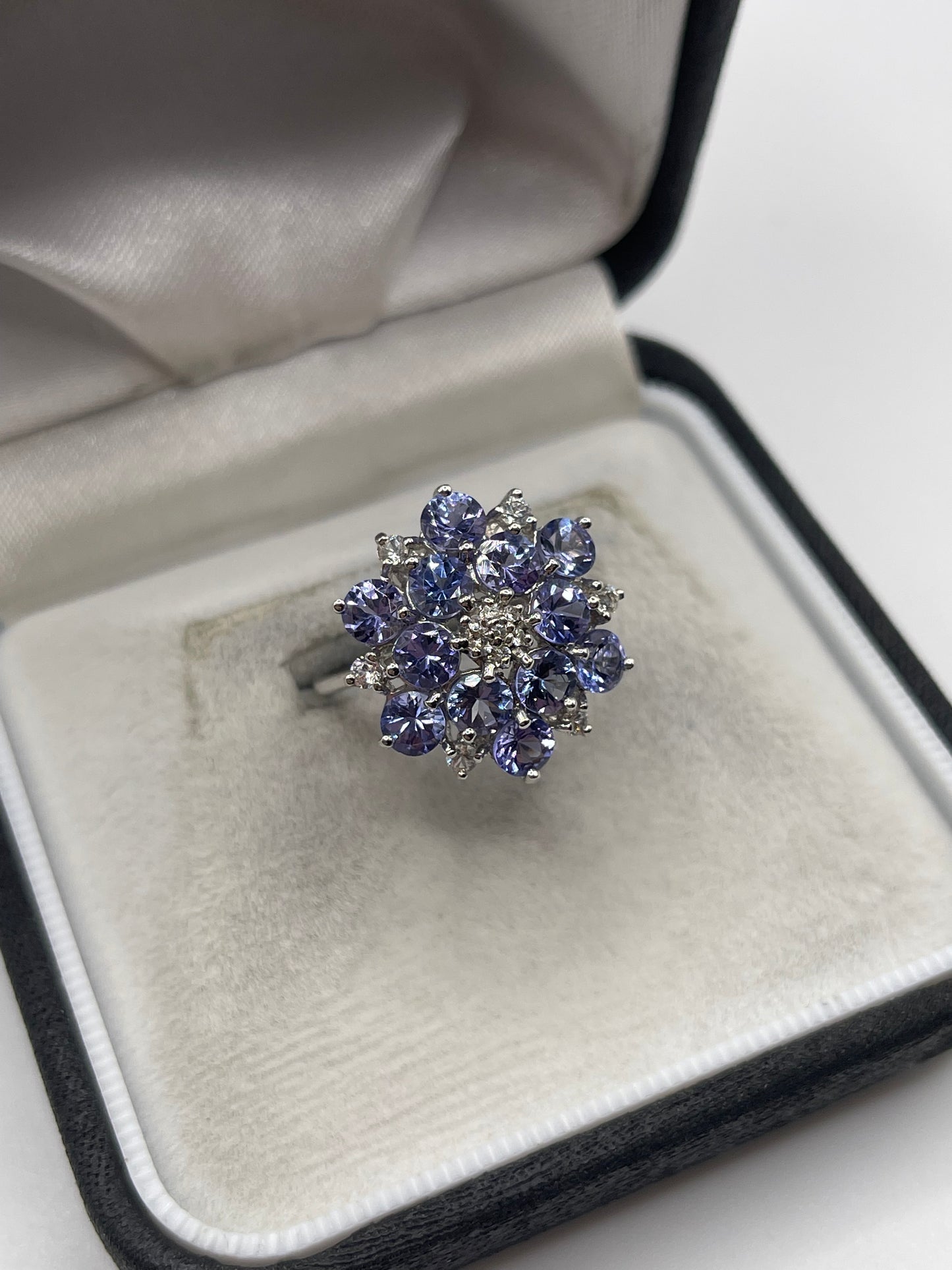 9ct white gold tanzanite and zircon ring