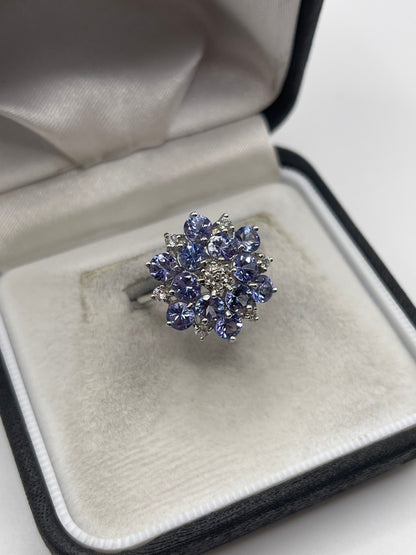 9ct white gold tanzanite and zircon ring