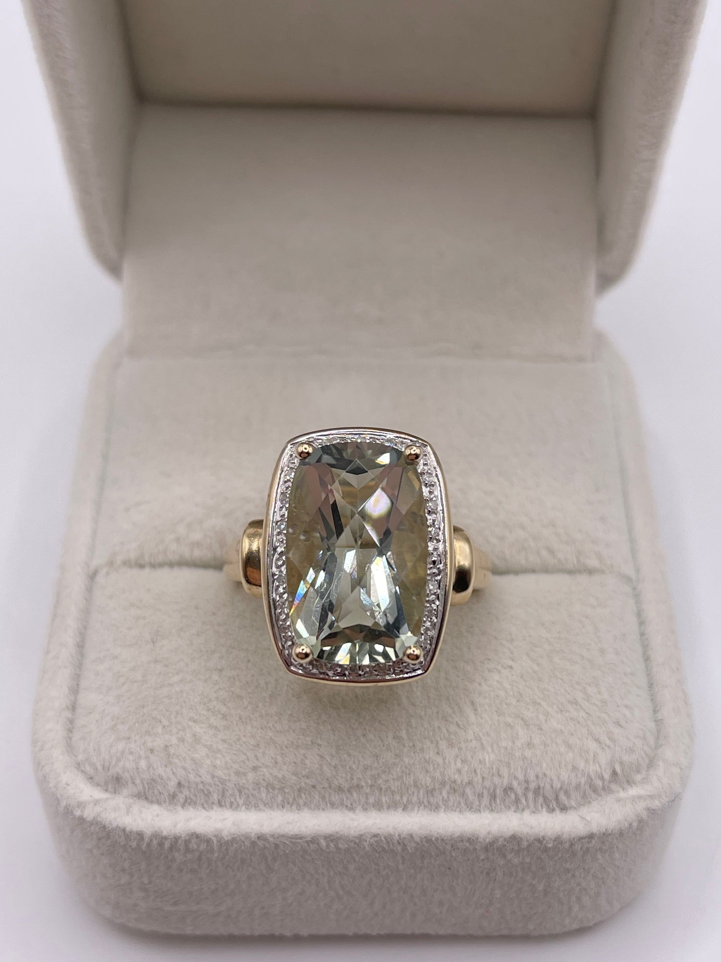 9ct gold green amethyst and diamond ring