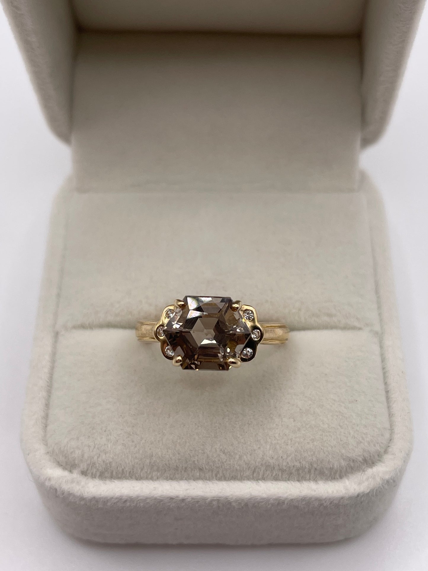 9ct gold Smokey quartz ring