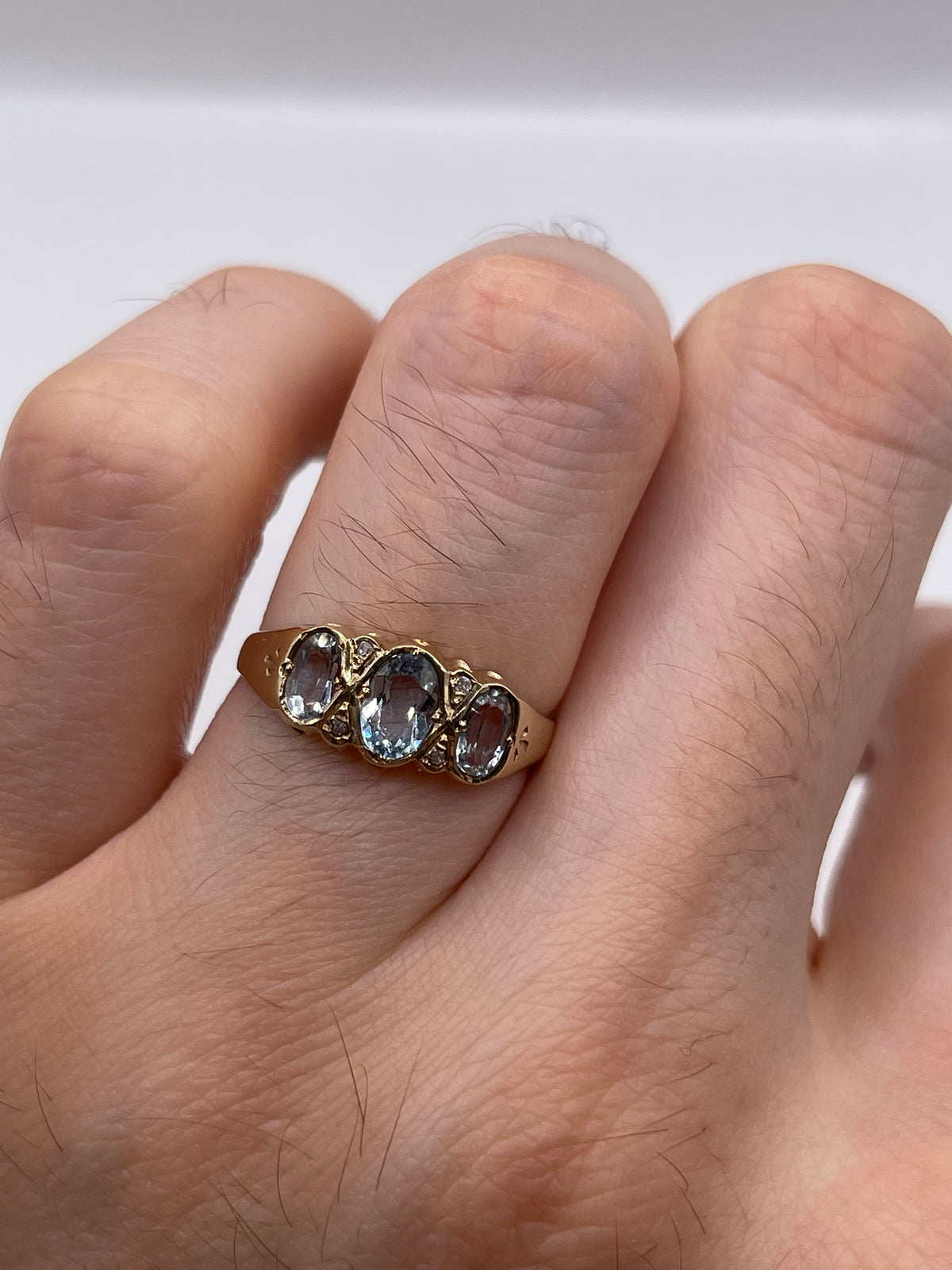 9ct gold topaz and diamond ring