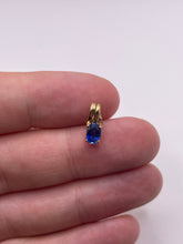 Load image into Gallery viewer, 9ct gold kyanite pendant
