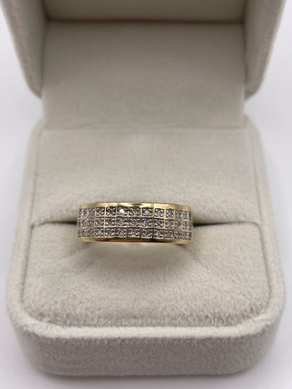 9ct gold diamond ring