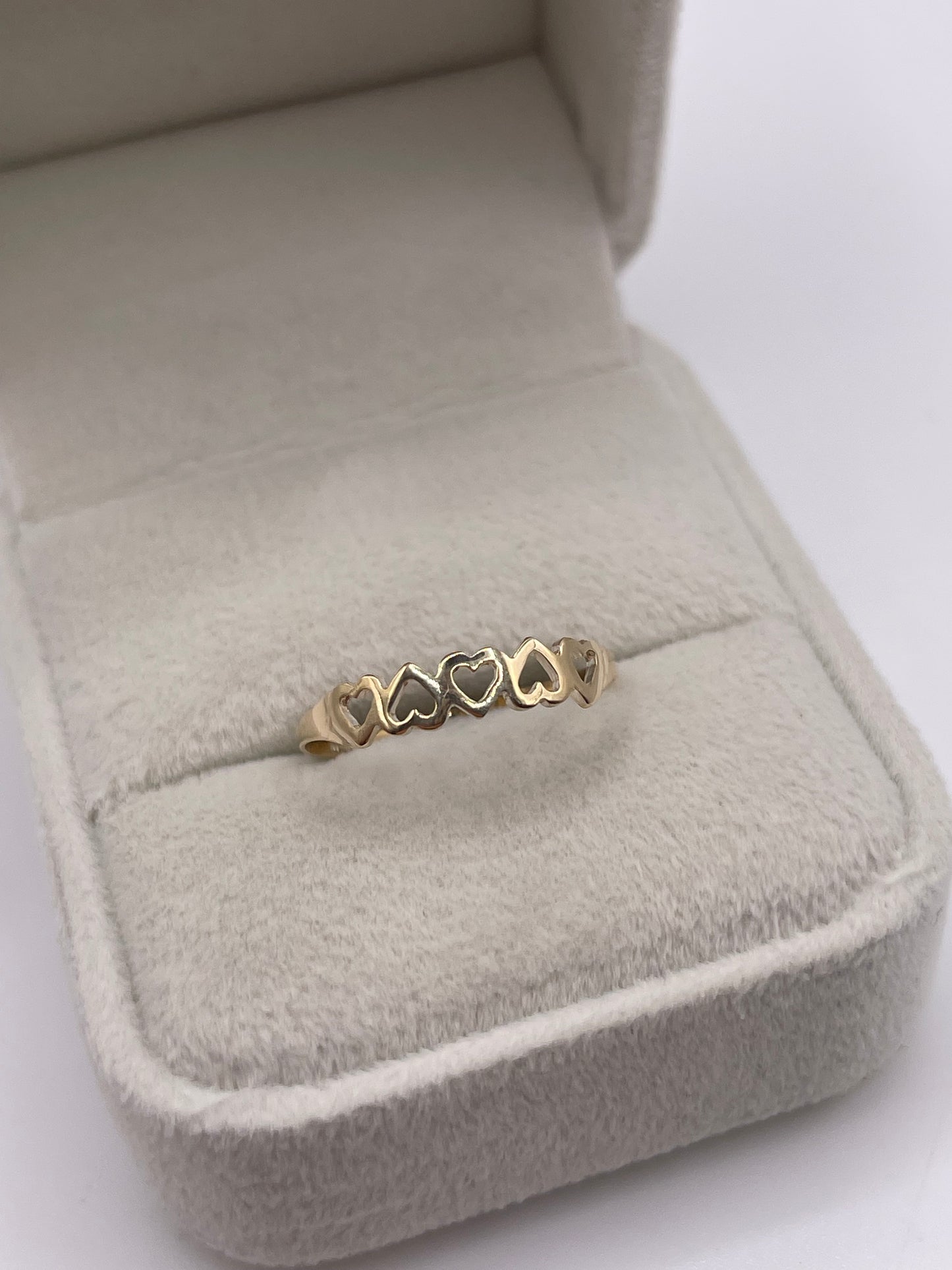 9ct gold heart ring