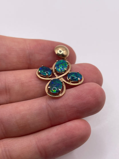 9ct gold opal triplet pendant
