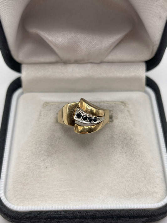9ct gold sapphire ring