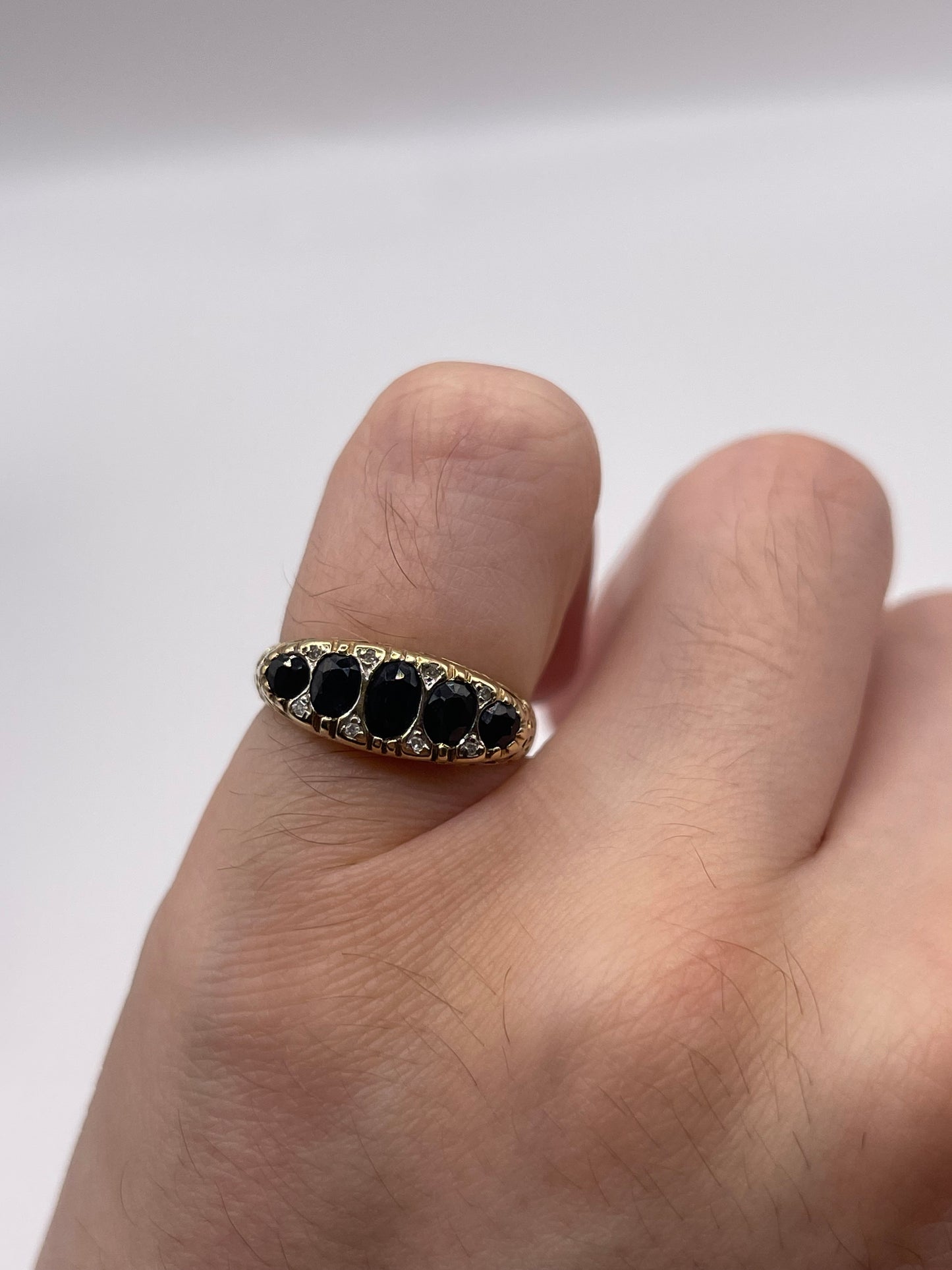 9ct gold sapphire and diamond ring