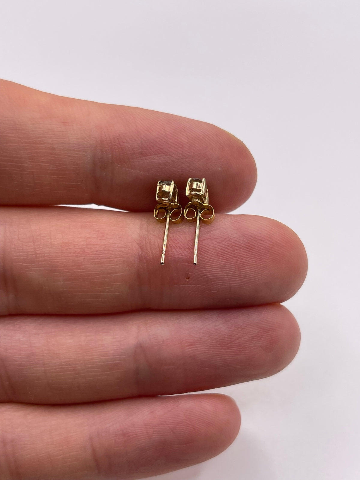 9ct gold quartz and diamond earrings